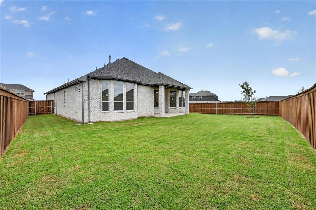2408 Drummond Street Property Photo 25