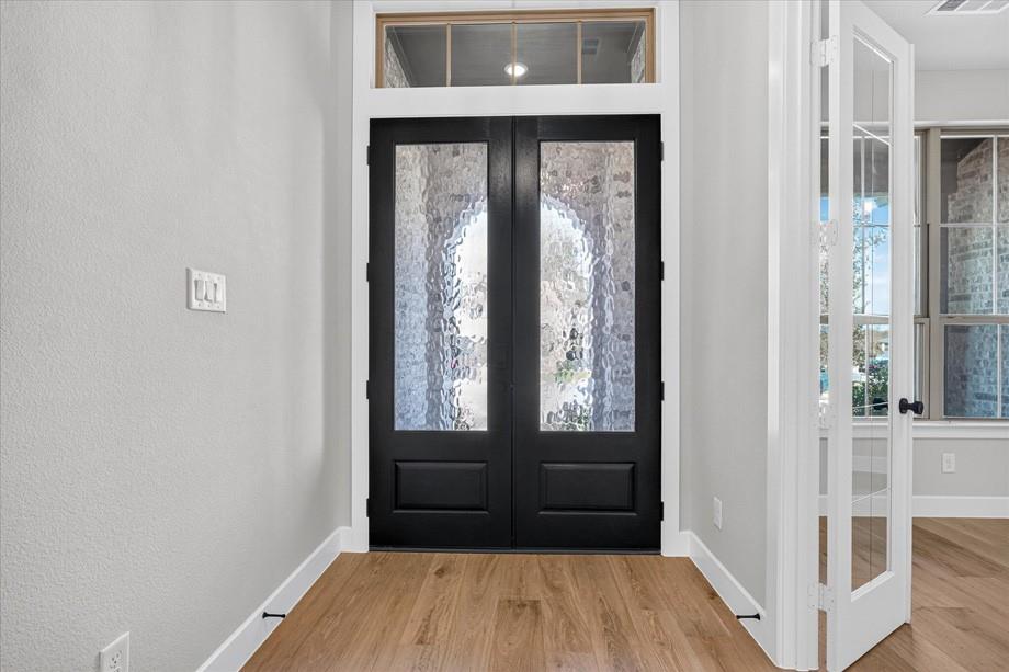 4813 Sandbrock Parkway Property Photo 20