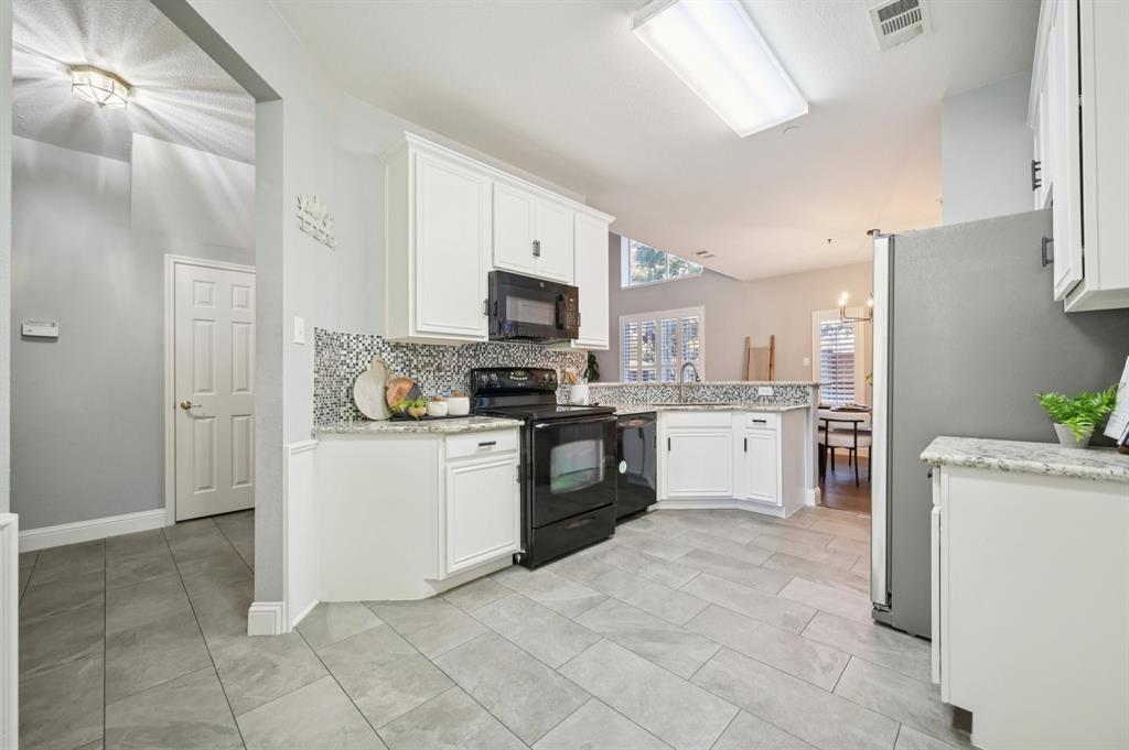 10013 Monastery Drive Property Photo 10