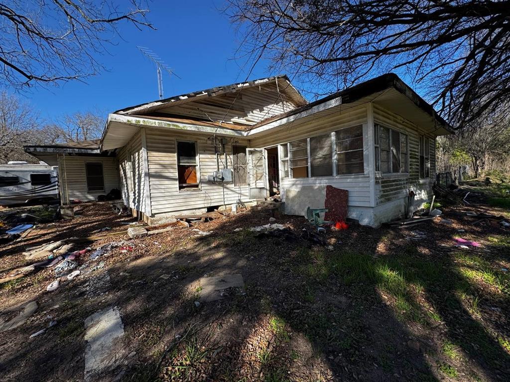 406 S 2nd Street Property Photo 3