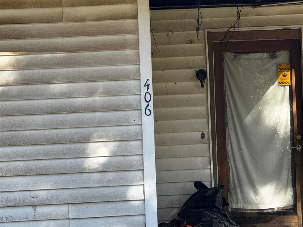 406 S 2nd Street Property Photo 6