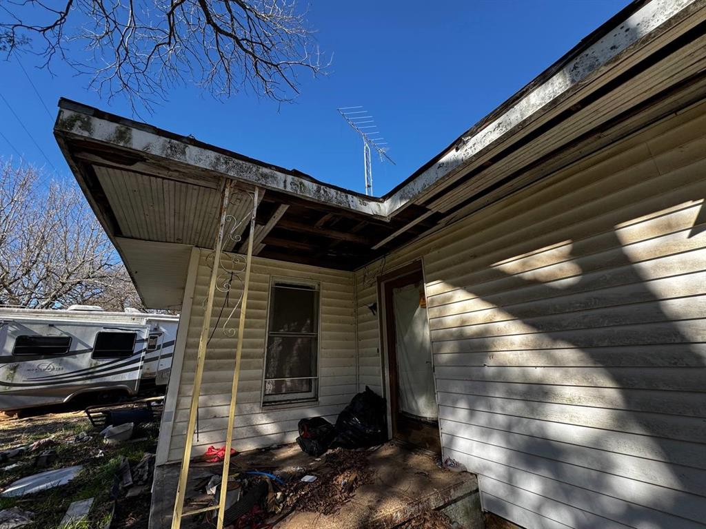 406 S 2nd Street Property Photo 8