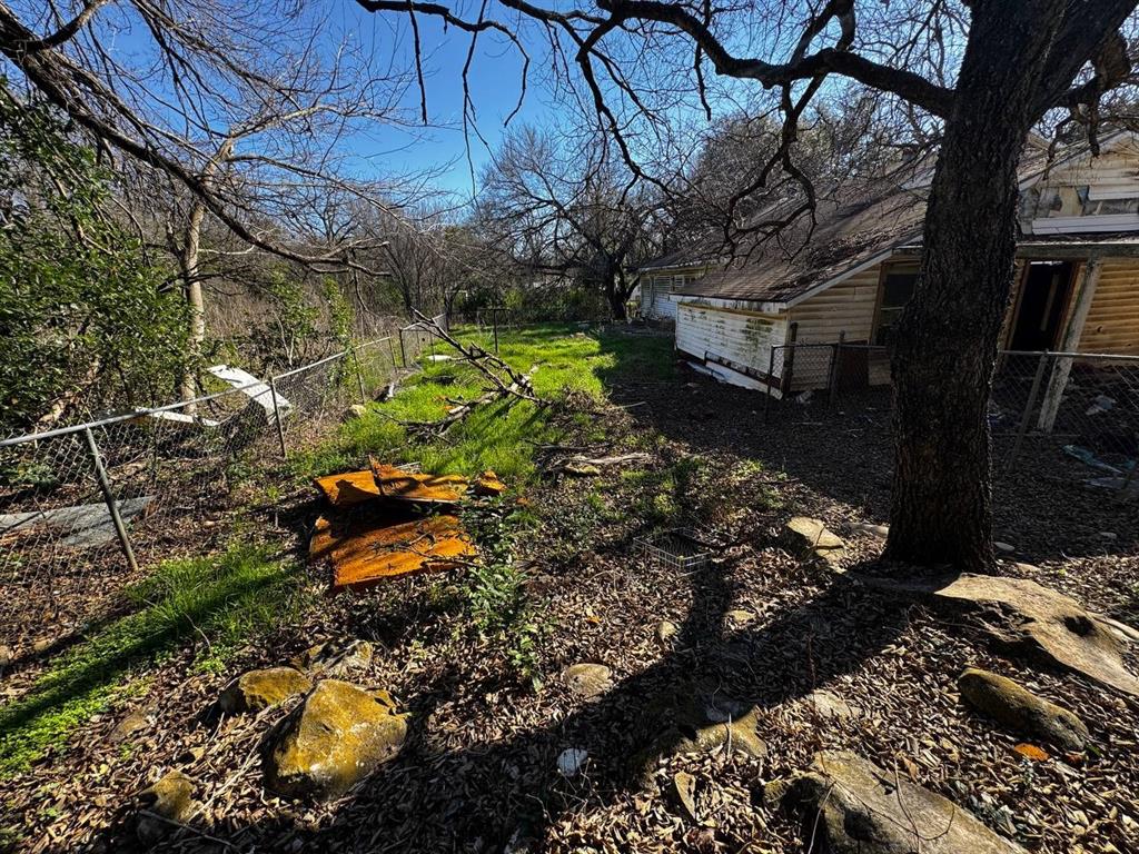 406 S 2nd Street Property Photo 12