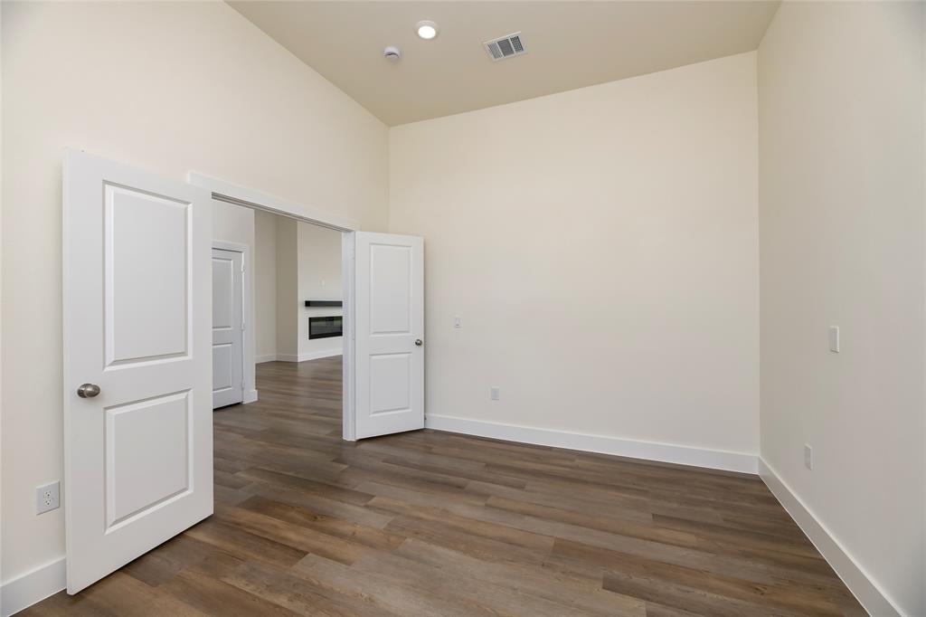 1785 Crestridge Circle Property Photo 7