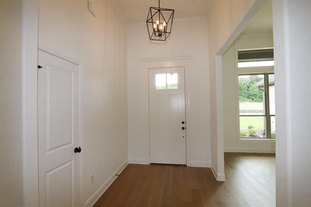 16503 Cooper Way Property Photo 3