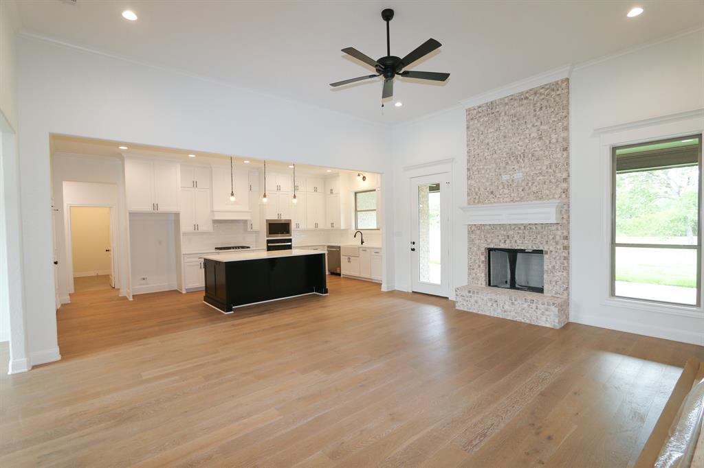 16503 Cooper Way Property Photo 5