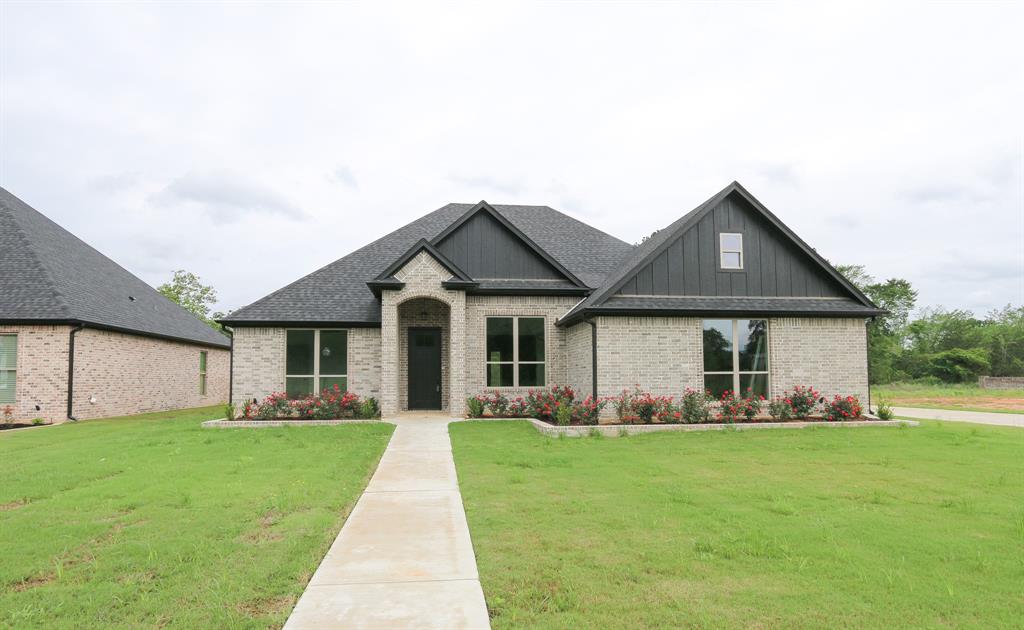 16527 Cooper Way Property Photo 1
