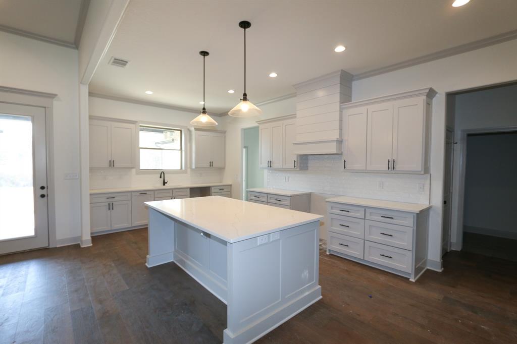 16527 Cooper Way Property Photo 5