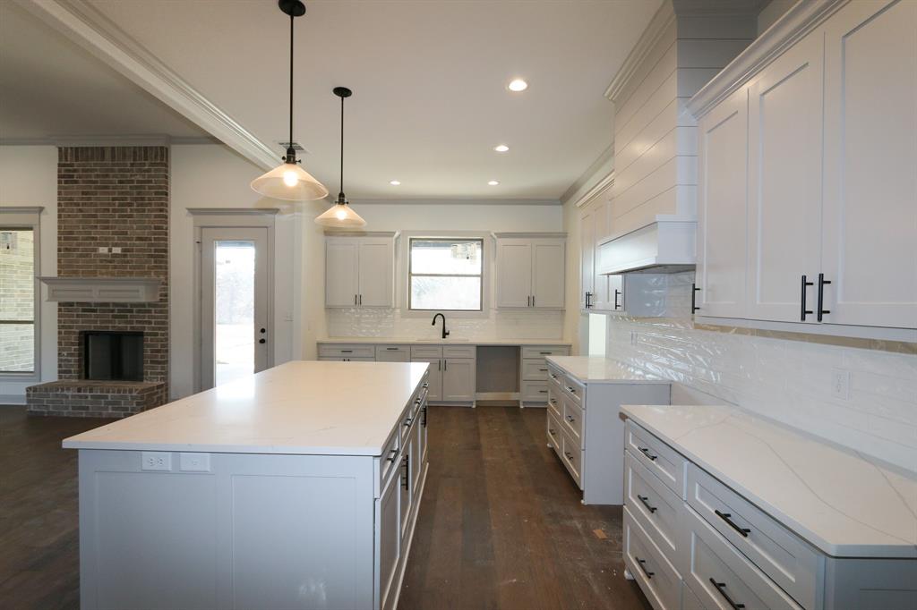16527 Cooper Way Property Photo 6