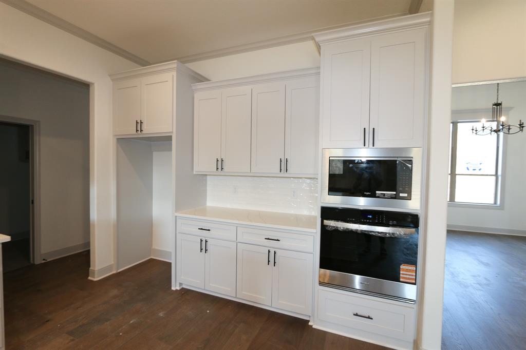 16527 Cooper Way Property Photo 9
