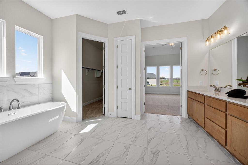 5512 Coorie Drive Property Photo 14