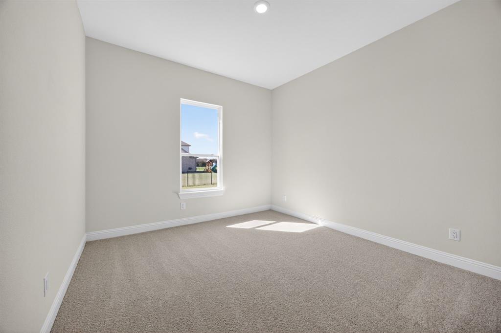 5512 Coorie Drive Property Photo 19
