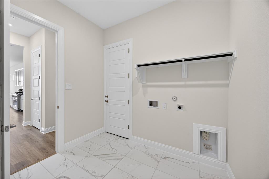 5512 Coorie Drive Property Photo 23