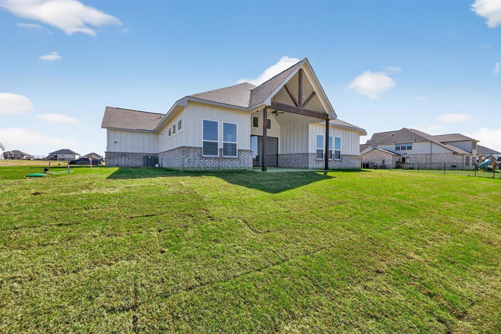 5512 Coorie Drive Property Photo 26