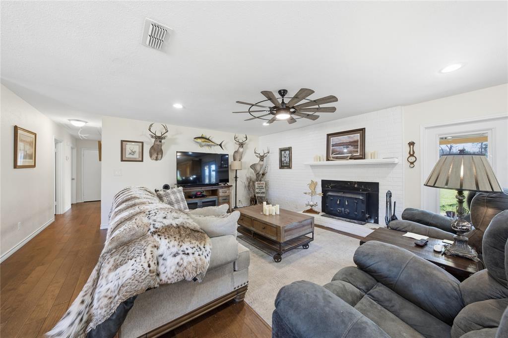 3662 Acr 359 Property Photo 5