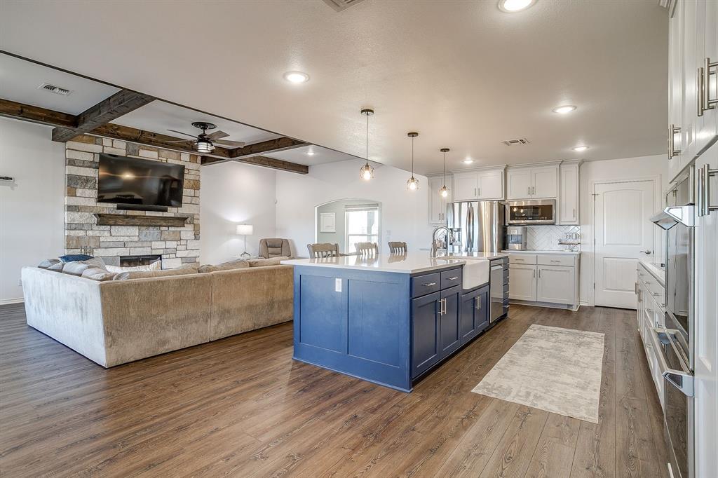 733 Fm 2652 Property Photo 9