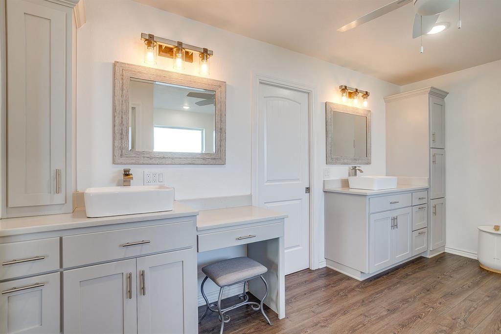 733 Fm 2652 Property Photo 14