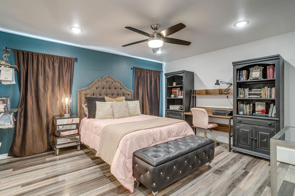 733 Fm 2652 Property Photo 17
