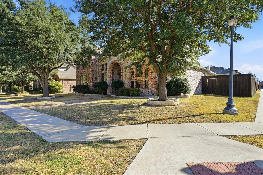 14875 Daneway Drive Property Photo 1
