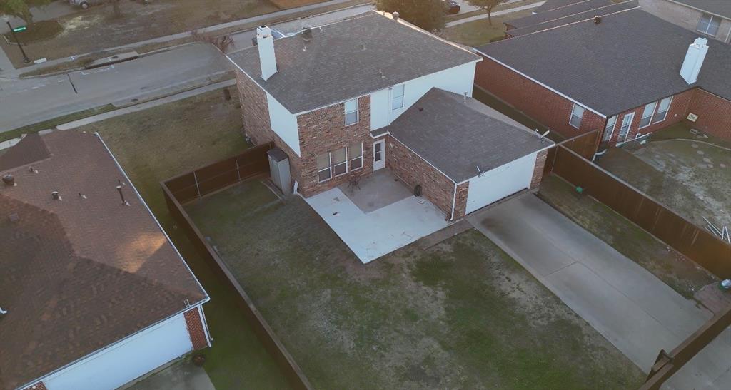 829 John Peter Way Property Photo 3