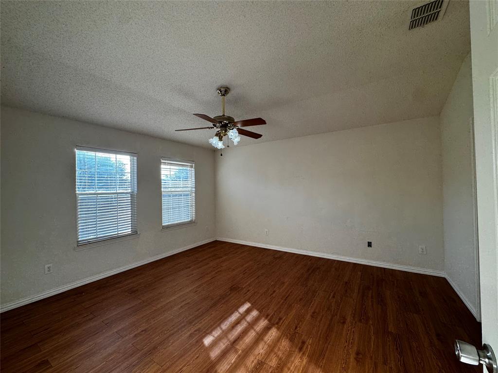 829 John Peter Way Property Photo 13