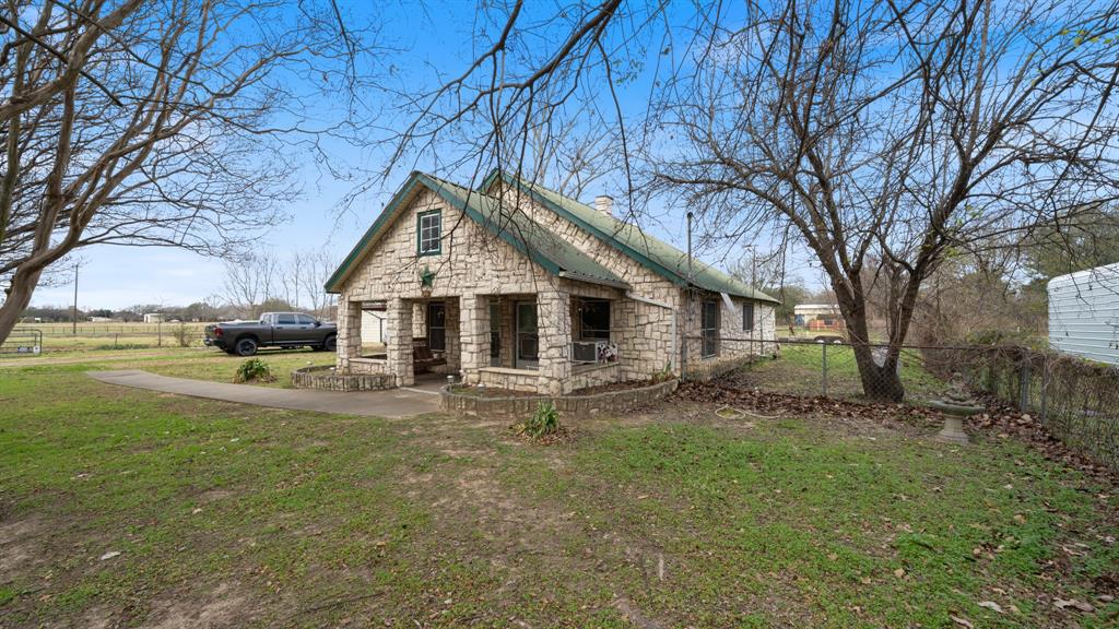 120 Davis Road Property Photo 1