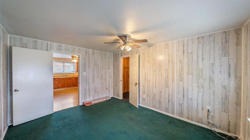 120 Davis Road Property Photo 12