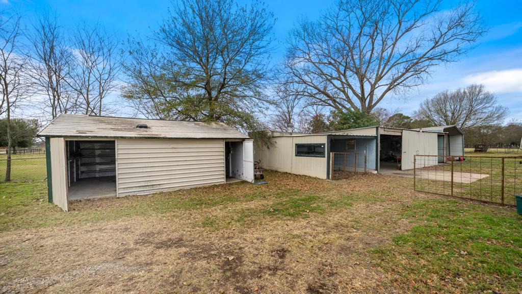 120 Davis Road Property Photo 19
