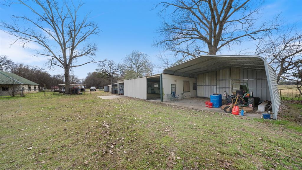 120 Davis Road Property Photo 24