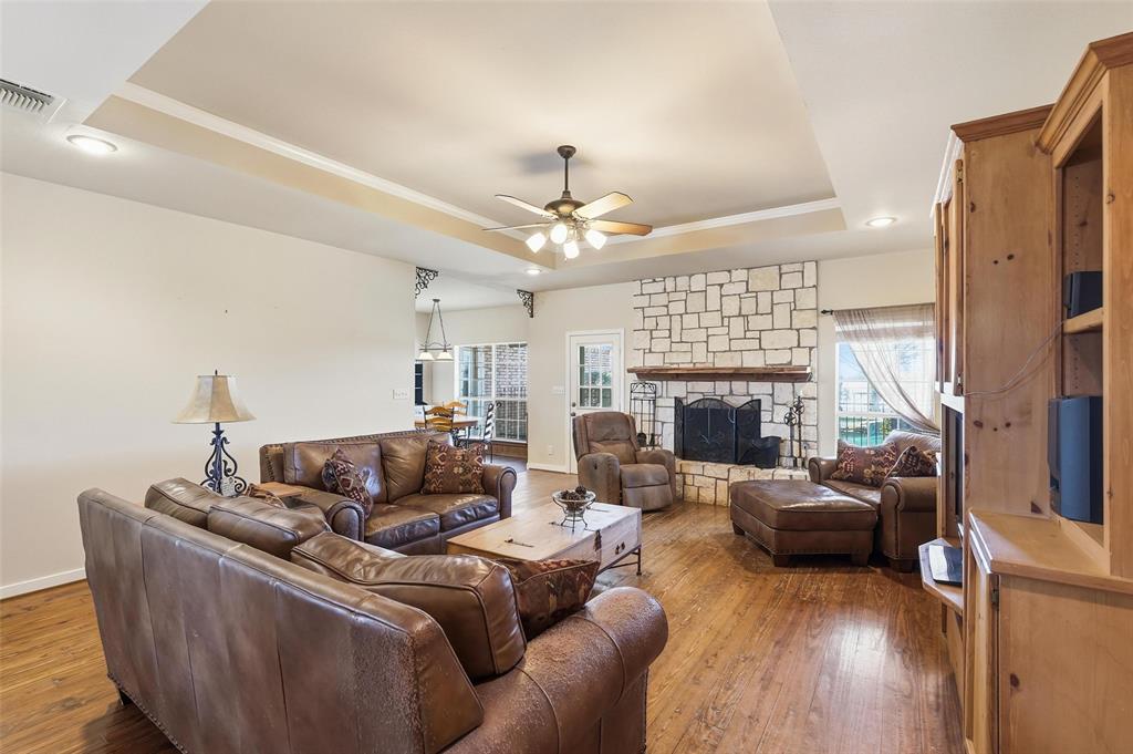 10917 County Road 290 Property Photo 15