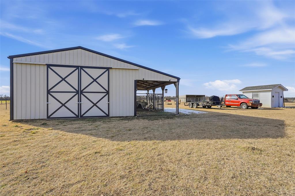 10917 County Road 290 Property Photo 32