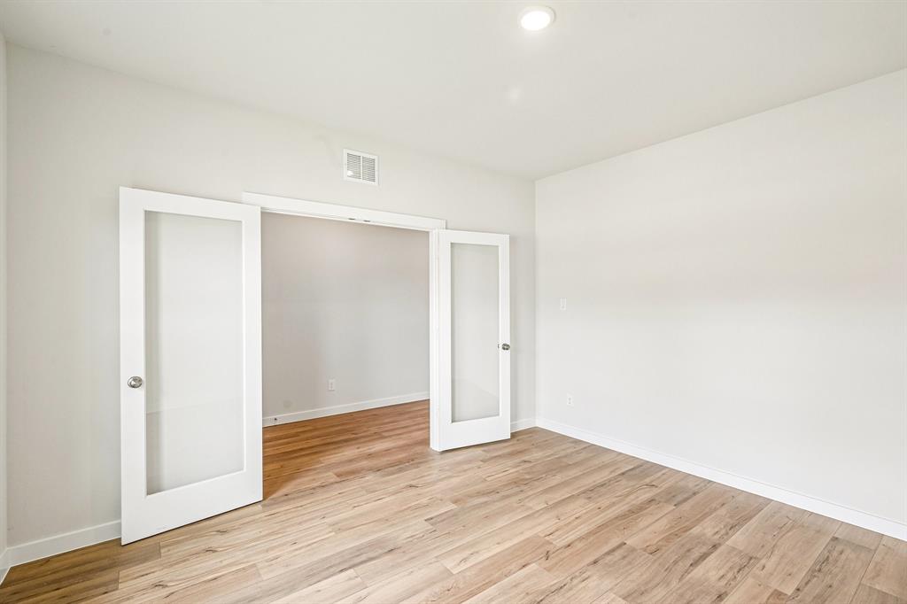 712 Vineyard Way Property Photo 12