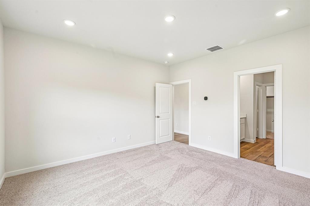 712 Vineyard Way Property Photo 15