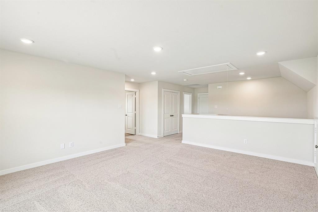 712 Vineyard Way Property Photo 20