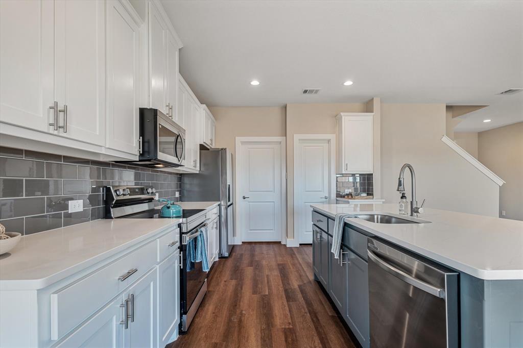 430 Cirrus Circle Property Photo 1