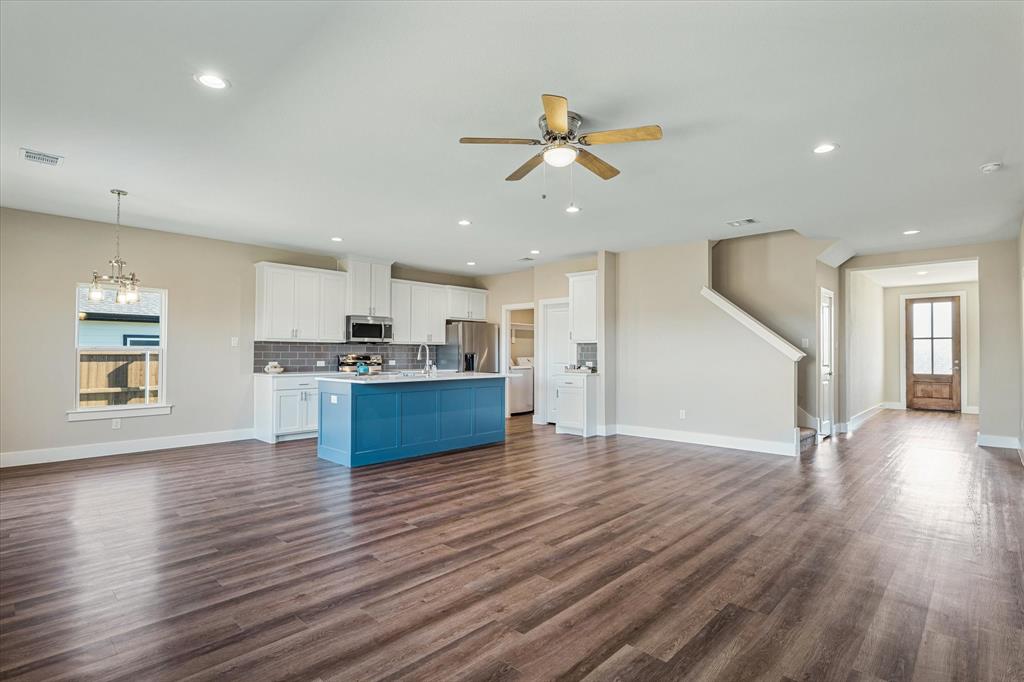 430 Cirrus Circle Property Photo 8