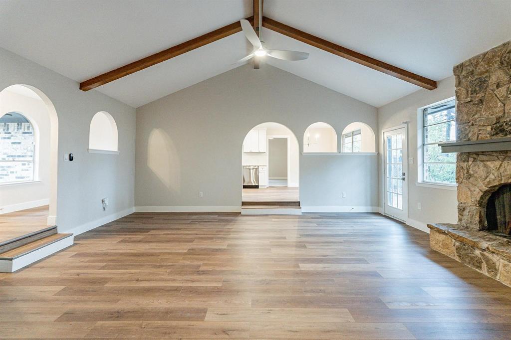 2105 Castle Oaks Drive Property Photo 16