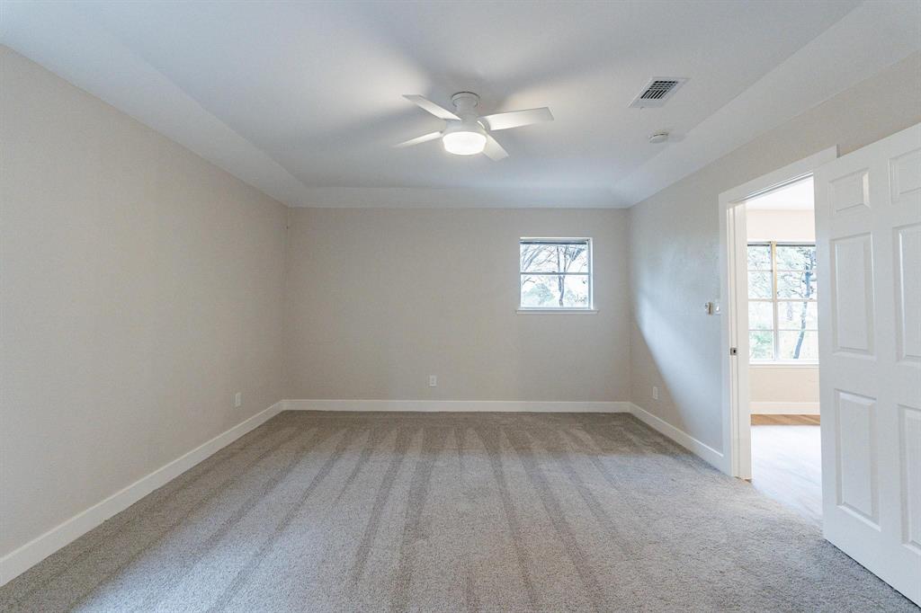 2105 Castle Oaks Drive Property Photo 18