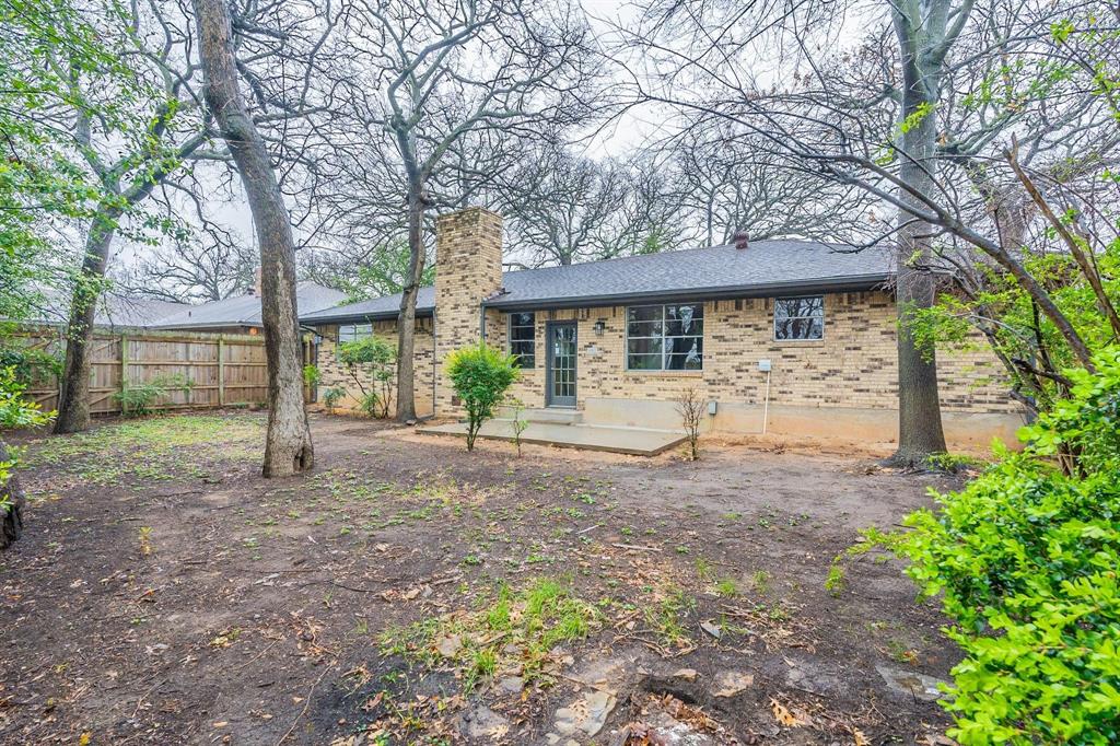 2105 Castle Oaks Drive Property Photo 32