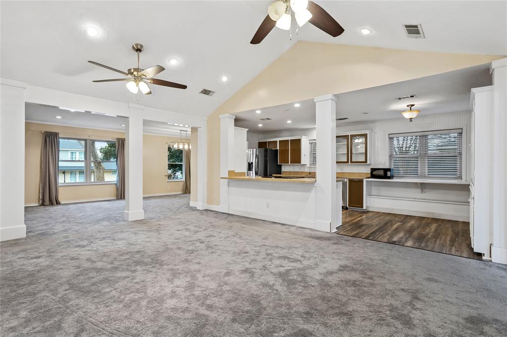 1401 Greenbrier Drive Property Photo 10