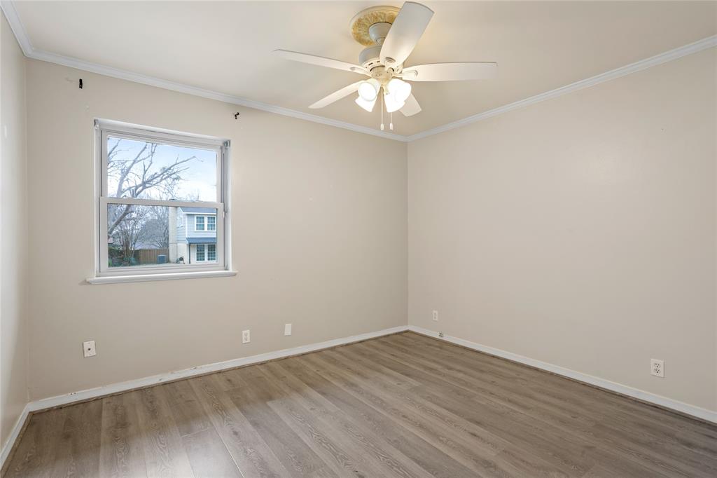 1401 Greenbrier Drive Property Photo 22
