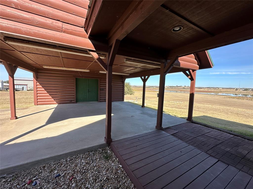 349 Lake Point Property Photo 8