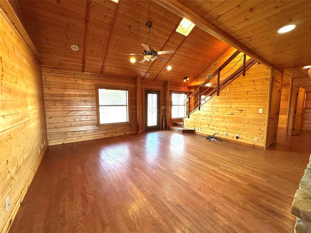 349 Lake Point Property Photo 15