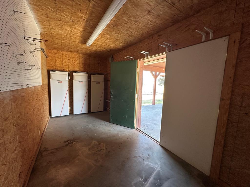 349 Lake Point Property Photo 26
