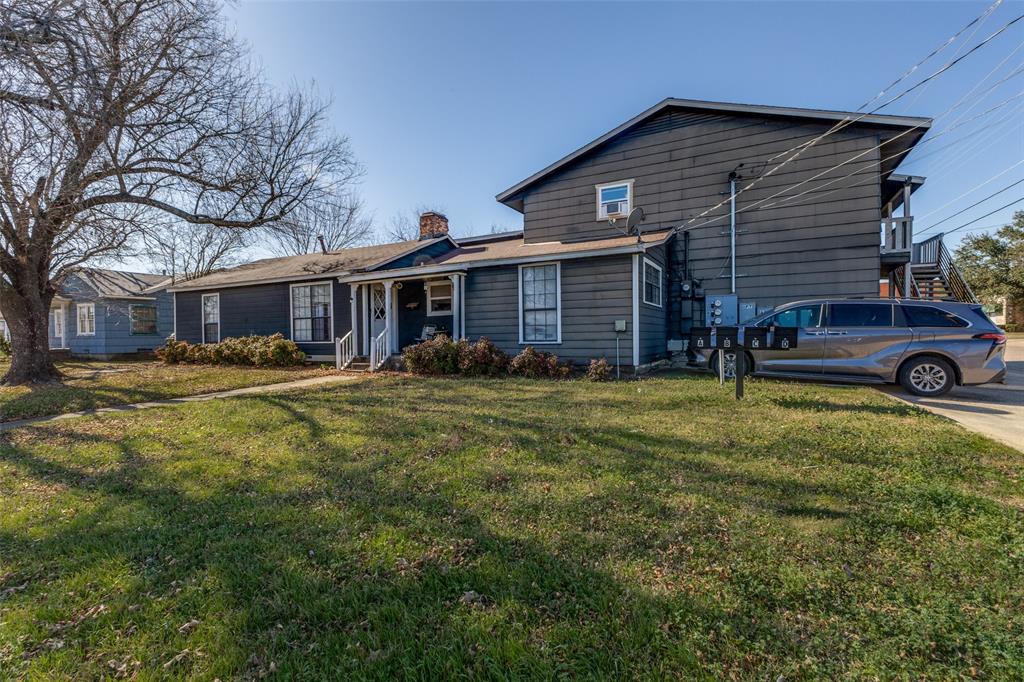 315 N Merrill Avenue Property Photo 5