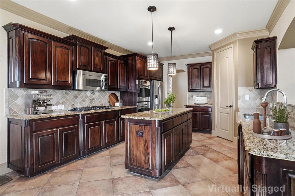 4840 Exposition Way Property Photo 3