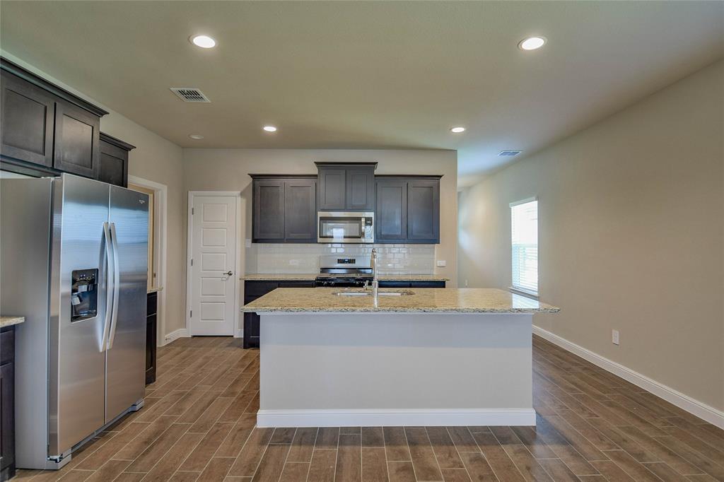 676 Capstone Circle Property Photo 10