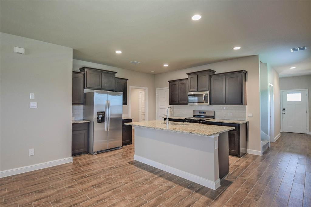 676 Capstone Circle Property Photo 12