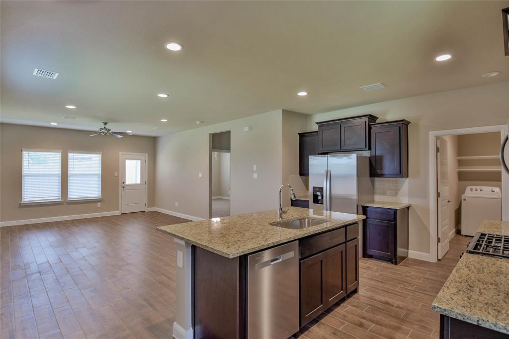 676 Capstone Circle Property Photo 13