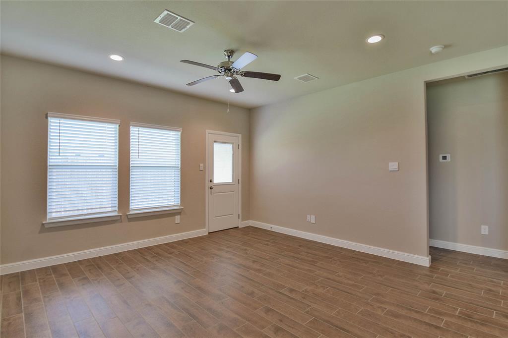 676 Capstone Circle Property Photo 16